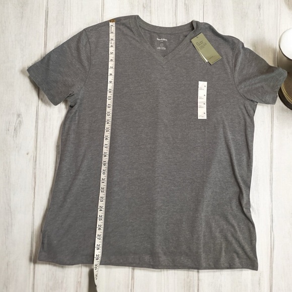 Goodfellow & Co Men’s V-Neck T-Shirt Bundle – Size XL – 2-Pack – NWT - Picture 2 of 4